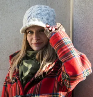 Oatmeal Brooklyn Peaked Beanie Cable Knit - KuSan